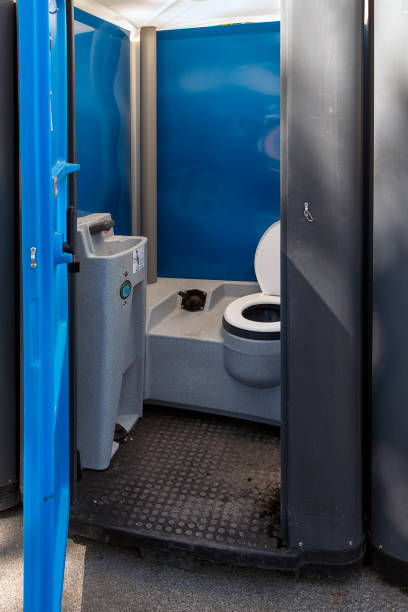 Best Emergency porta potty rental  in Cooper City, FL